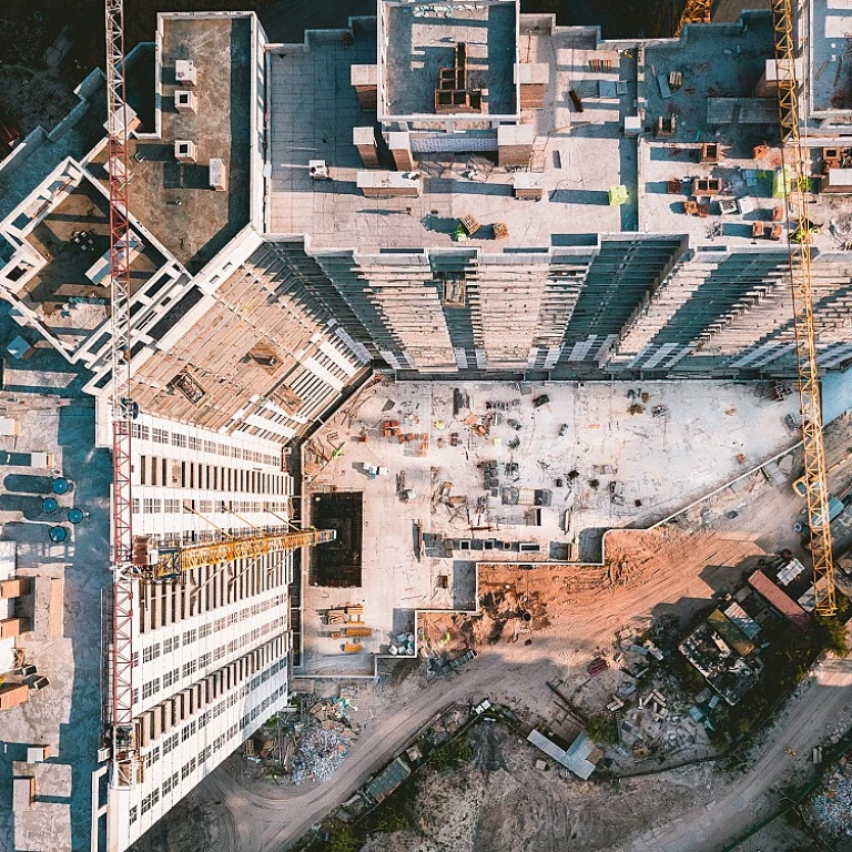 Les opportunités et défis de l'emploi de tailleur de pierre dans l'industrie de la construction